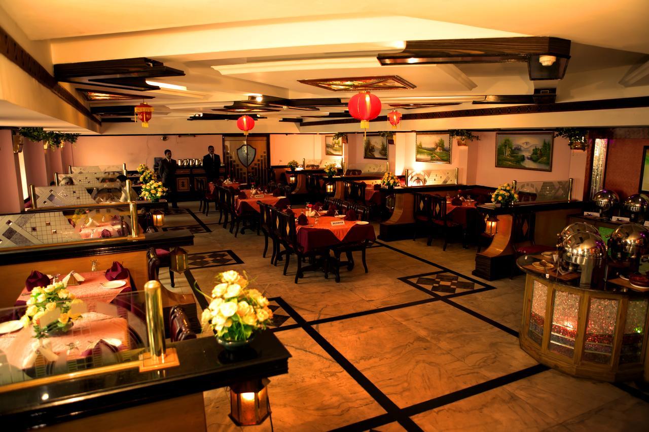 The Surya, Cochin Hotel Angamali Kültér fotó